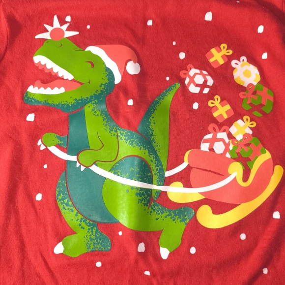 Colorful Graphic T-Shirts Set - Picture 2 of 5